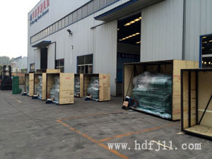 发往马来西亚麻豆精品一区二区风机包装现场